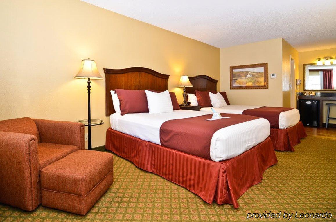Best Western Coach House Спрингфийлд Стая снимка
